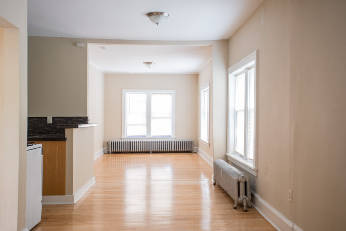 1603 N Van Buren, 1 Bedroom Apartment - Image 3