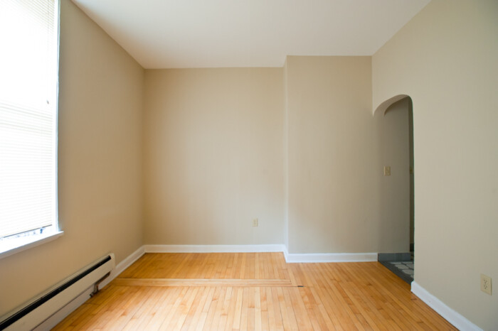 1665 N. Humboldt, 1 Bedroom Apartment, Brady St/Eastside, Heat Included - Image 7