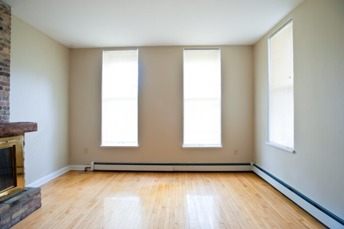 1665 N. Humboldt, 1 Bedroom Apartment, Brady St/Eastside, Heat Included - Image 2