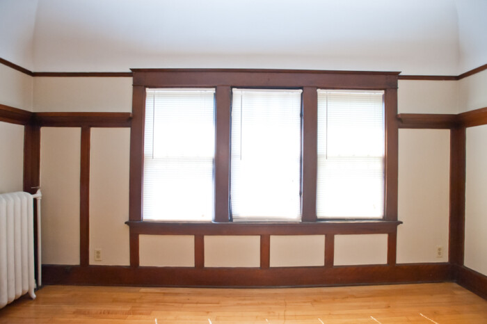 1704 E Locust, Apt 7– 2 BR, Heat Included UWM/Eastside - Image 5