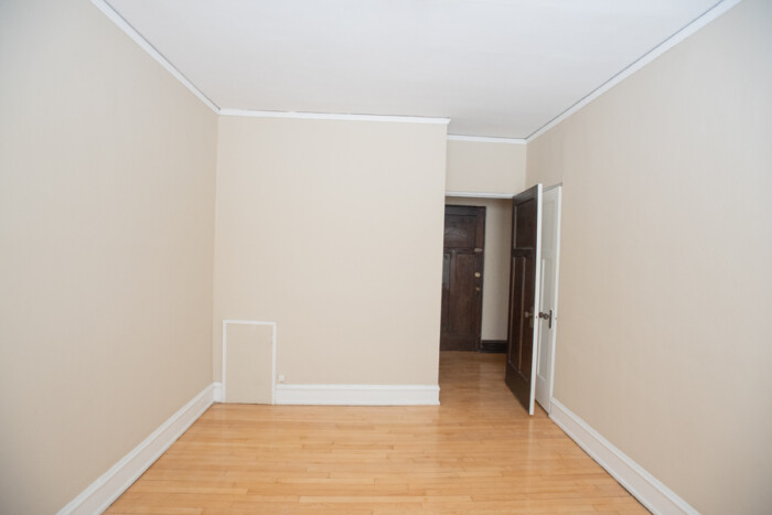 1720 E. Newton Apt. 1, 2 Bedroom Apartment, Heat Included, Shorewood/UWM/Eastside - Image 13