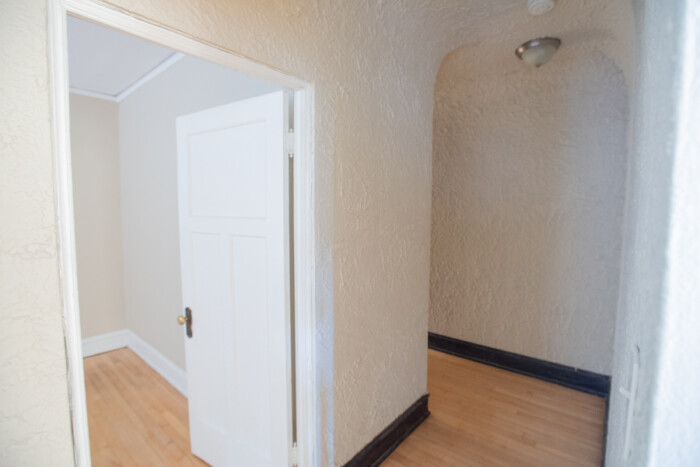 1720 E. Newton Apt. 1, 2 Bedroom Apartment, Heat Included, Shorewood/UWM/Eastside - Image 9