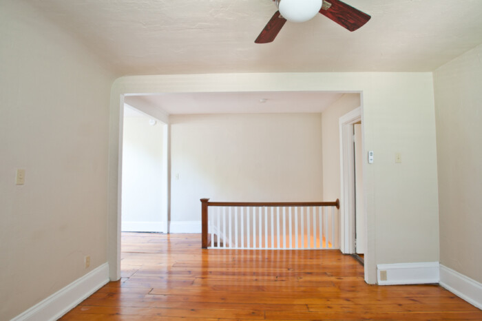 2214 E. Ivanhoe, 2 Bedroom, 1 1/2 Bath Apartment (#2) - Image 9