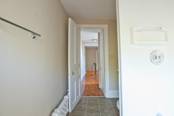 2214 E. Ivanhoe, 2 Bedroom, 1 1/2 Bath Apartment (#2) - Image 18