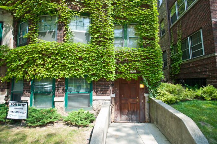 2532 N. Prospect, 2 Bedroom Apartment with Dishwasher - Image 3