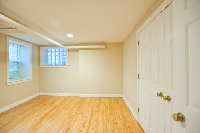 2532 N. Prospect, 2 Bedroom Apartment with Dishwasher - Image 11