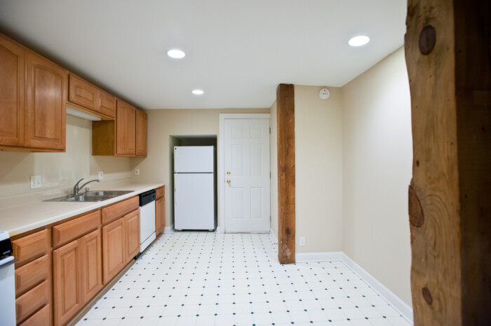 2532 N. Prospect, 2 Bedroom Apartment with Dishwasher - Image 15