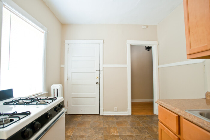 2534 N Prospect Ave, 3 Bedroom Apartment, Heat Included, UWM/Eastside - Image 21