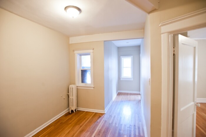 2534 N Prospect Apt. B, 3 BR, Heat & Parking Included, UWM/Eastside,  $500 OFF FIRST MONTH'S RENT - Image 22