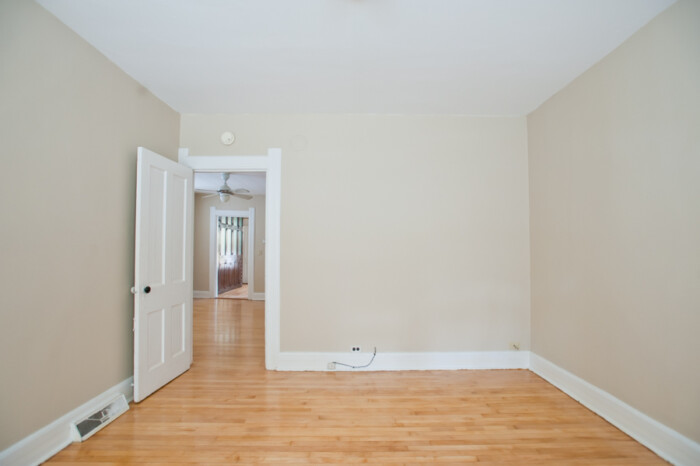 2573 N. Bartlett, 2 Bedroom Lower Flat - Image 6