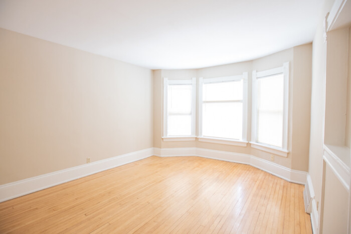 2728A N. Murray, 2 Bedroom, Upper Flat, UWM/Eastside - Image 4