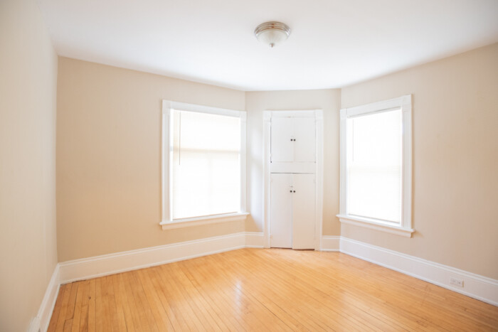 2728A N. Murray, 2 Bedroom, Upper Flat, UWM/Eastside - Image 6