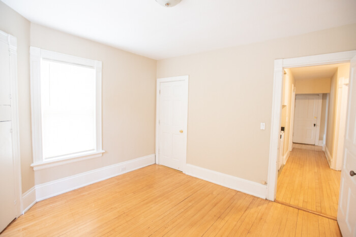 2728A N. Murray, 2 Bedroom, Upper Flat, UWM/Eastside - Image 7