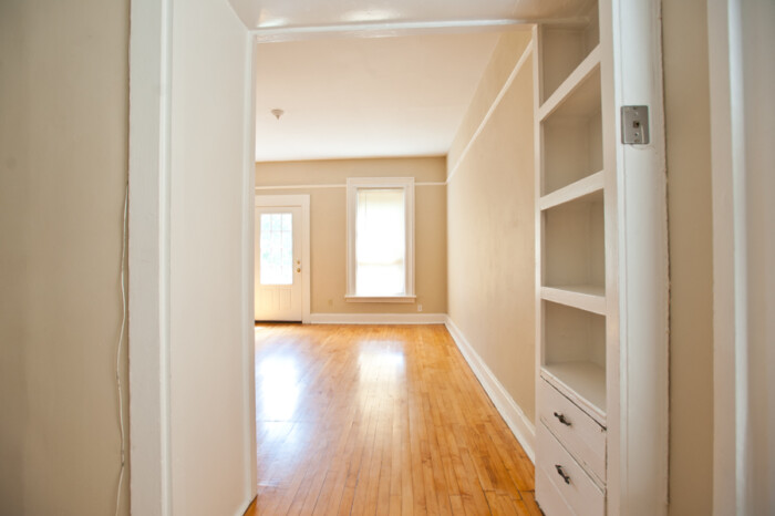 2943 N. Bartlett, 2 Bedroom Apartment (#3), Heat Included, UWM/Eastside - Image 3