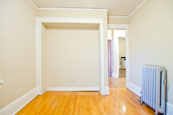 3000 N Oakland, 1 Bedroom Apartment, Heat & Electricity Included, UWM/Eastside - Image 4