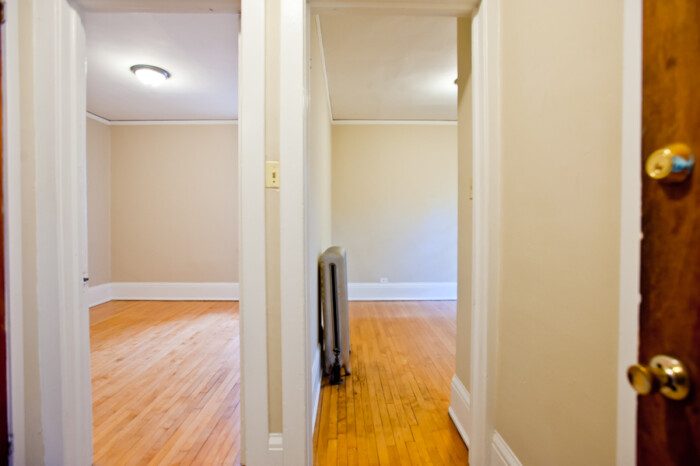 3000 N Oakland, 1 Bedroom Apartment, Heat & Electricity Included, UWM/Eastside - Image 6