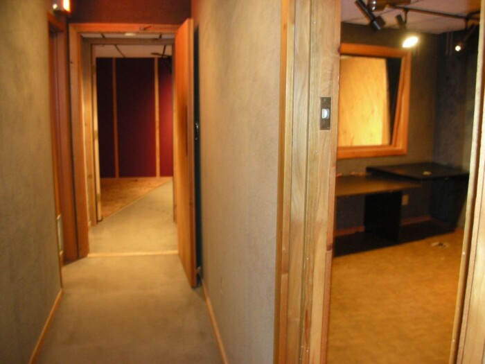 3610 N. Oakland – Commercial / Recording Studio - Image 2