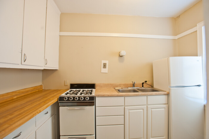 3817 N Humboldt, 1 Bedroom (Rear Floor Plan) - Image 7