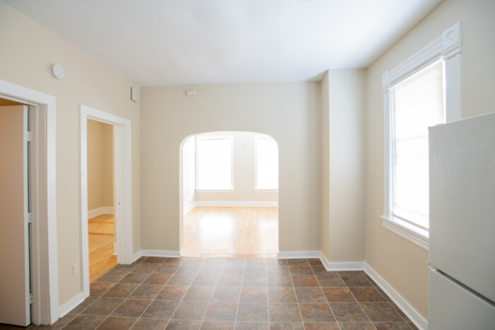 829 E Clarke, 1 Bedroom (2F) - Image 4