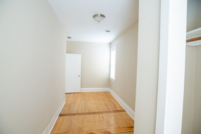 829 E Clarke, 1 Bedroom (2F) - Image 8