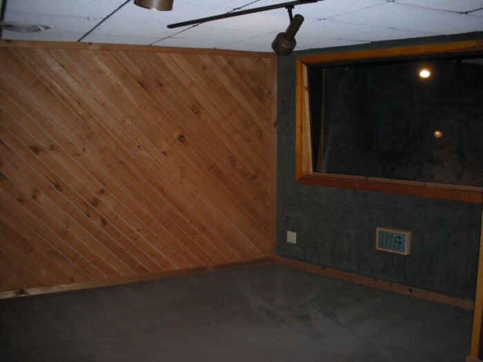 3610 N. Oakland – Commercial / Recording Studio - Image 7