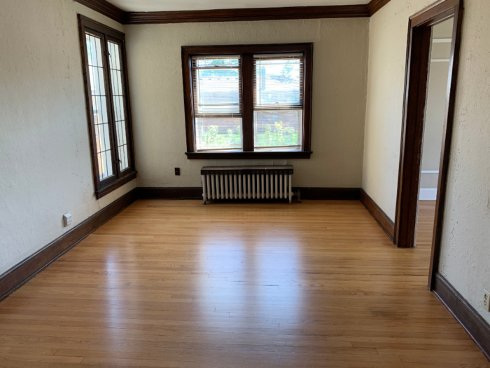 3817 N. Humboldt, 2 Bedroom Apartment – Apt 7 - Image 2