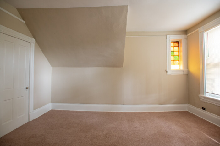 1704 E Bradford 2 Bedroom – Third Floor Flat - Image 8