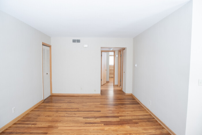 1323 E. Colorado Apt. 4, 2 BR, HWF,  With Stainless Appliances and Dishwasher, Bayview - Image 16