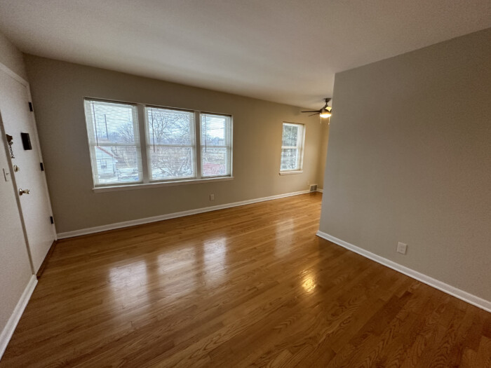 1333 E. Colorado Apt. 3, 2 BR, HWF,  With Stainless Appliances and Dishwasher, Bayview - Image 3