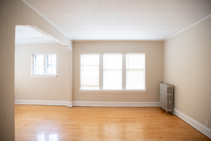 1720 E. Newton Apt. 8,  1 Bedroom Apartment, Heat Included, Shorewood/UWM/Eastside - Image 3