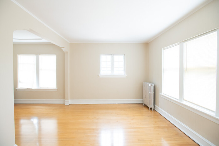 1720 E. Newton Apt. 6,  1 Bedroom Apartment, Heat Included, Shorewood/UWM/Eastside - Image 2