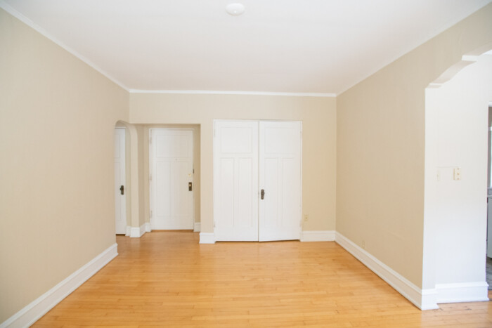 1720 E. Newton Apt. 4,  1 Bedroom Apartment, Heat Included, Shorewood/UWM/Eastside - Image 4