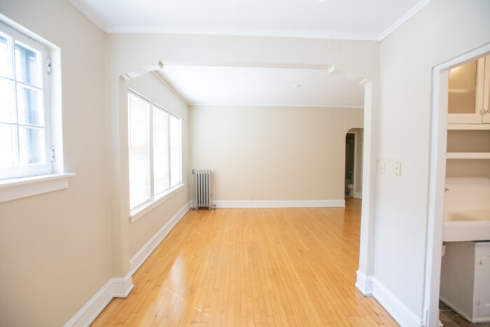 1720 E. Newton Apt. 4,  1 Bedroom Apartment, Heat Included, Shorewood/UWM/Eastside - Image 8