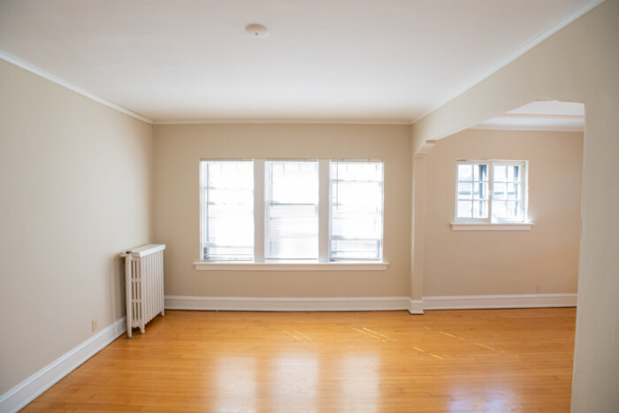 1720 E. Newton Apt. 7,  1 Bedroom Apartment, Heat Included, Shorewood/UWM/Eastside - Image 2