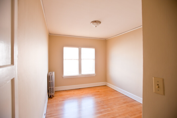 1720 E. Newton Apt. 9, 2 Bedroom Apartment, Heat Included, Shorewood/UWM/Eastside - Image 13