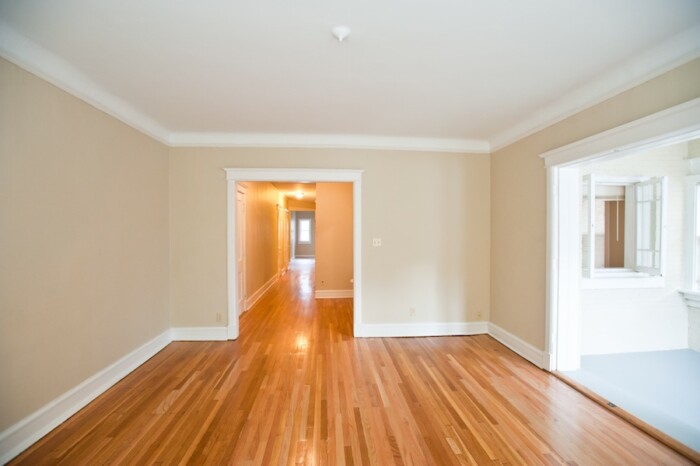 2534 N Prospect Ave Apt. D, 3 BR, Heat & Parking Included, UWM/Eastside - Image 5